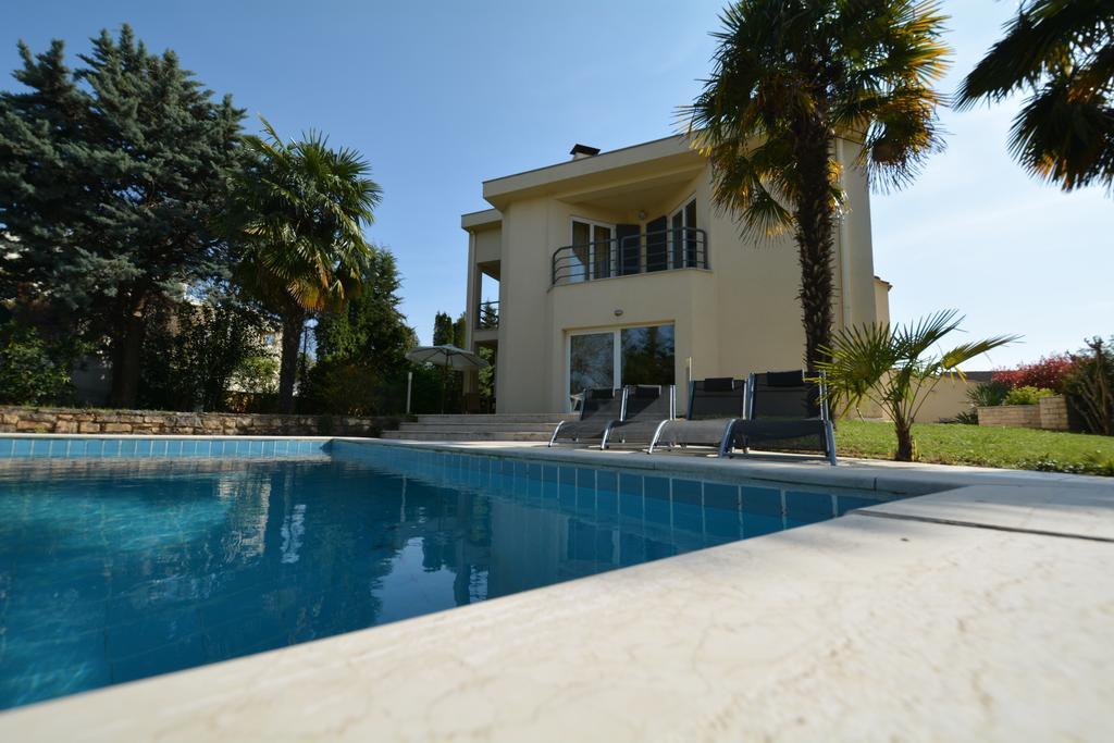 Apartments Gala Пореч Екстериор снимка