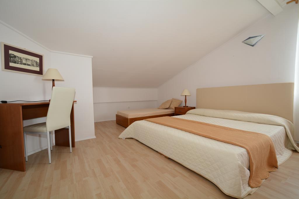 Apartments Gala Пореч Стая снимка