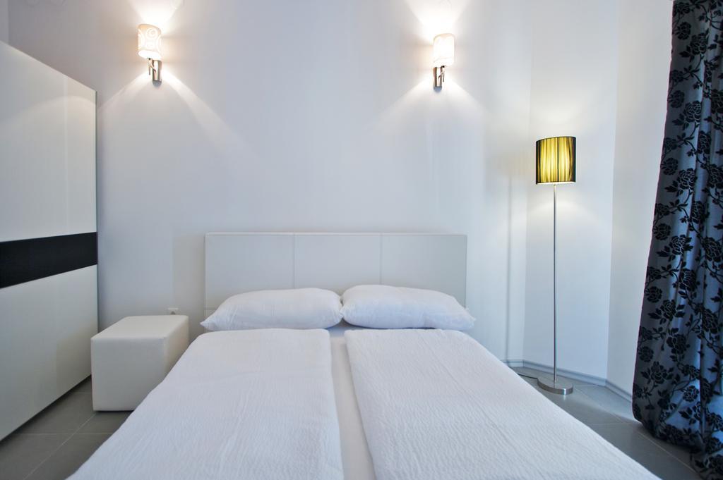 Apartments Gala Пореч Екстериор снимка